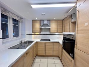 Photo 19- click for photo gallery